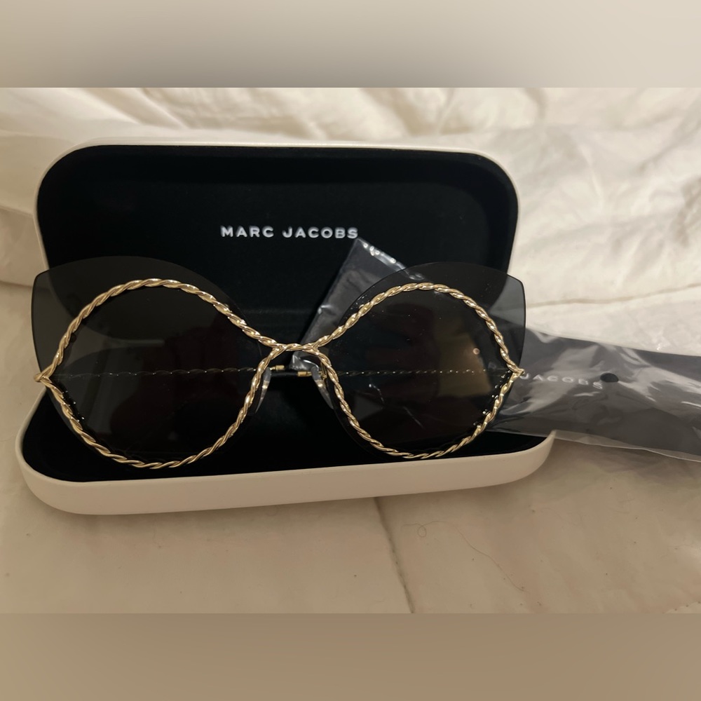 Marc Jacobs Twist Cat Eye Sunglasses